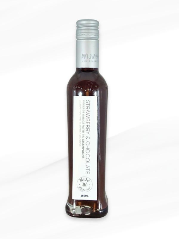 Strawberry & Chocolate Dessert Sauce with Champagne 250ml